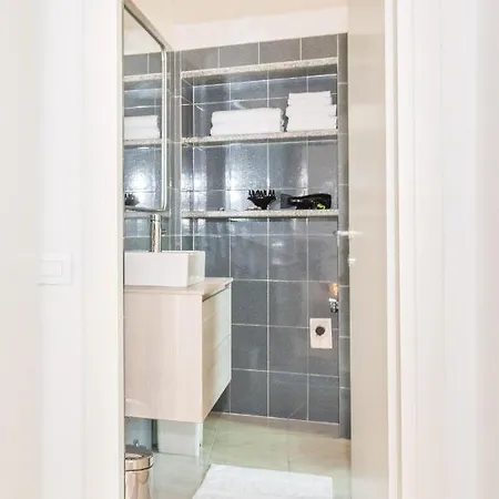 Domus Gallina Charme&relax Apartment *