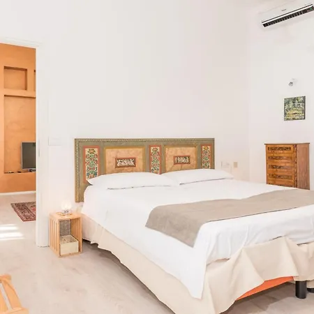 Domus Gallina Charme&relax Apartment *