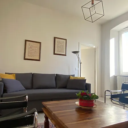 Domus Gallina Charme&relax Apartment